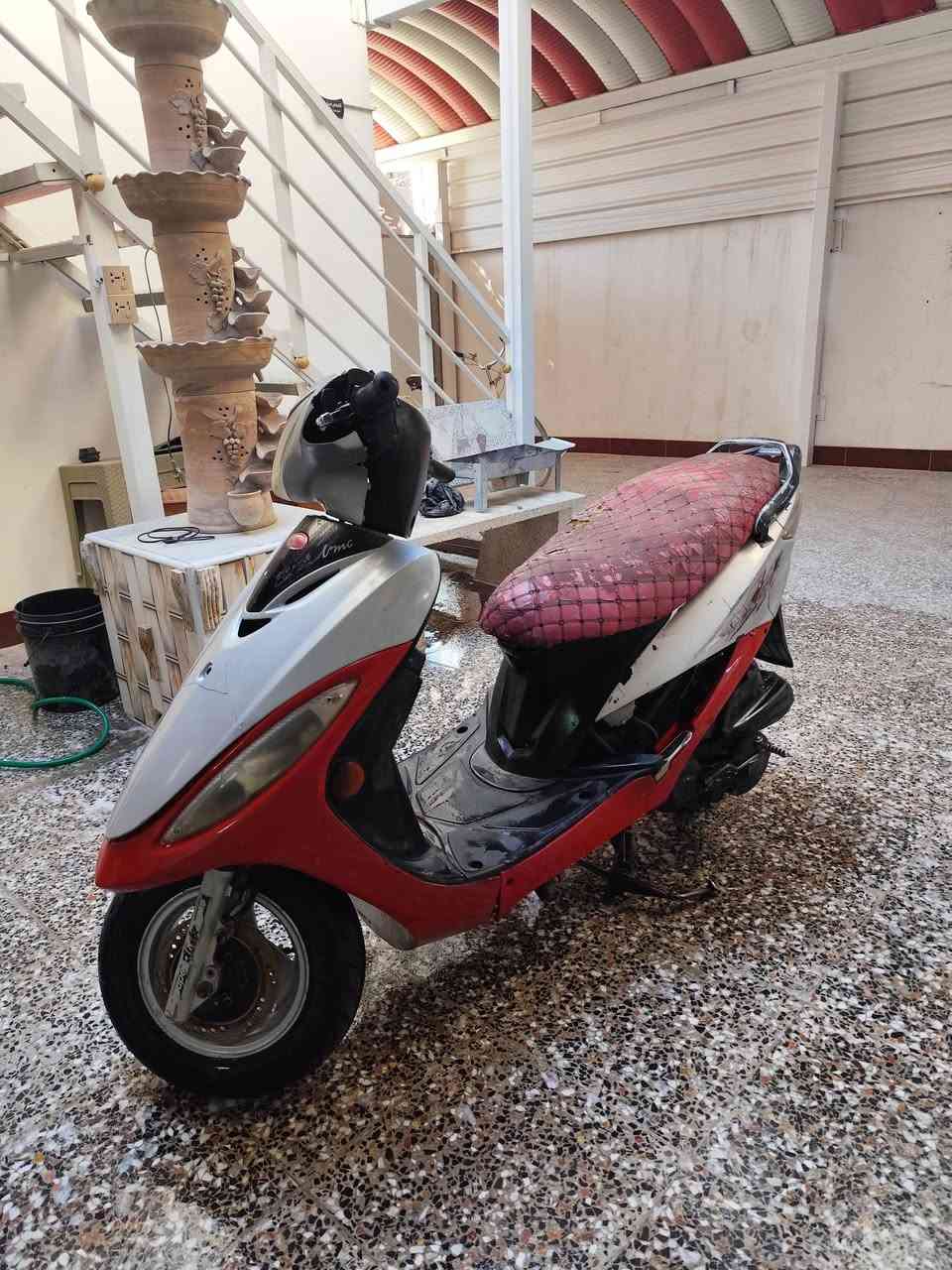 السلام عليكم كامكو جي فور للبيع كهربائيات كلها شغاله سلف هندر شلعه و معدل تشگ الگاع محرك شرط حاويه ما مفتوح  صوت ما تسمعله ما ناقصها اي شي بيها بس لاستيك ولف و شرط حتى ما مبين وياها كفرات بلاديه مختمات سعر 280و بيها مجال شي قليل مكان نجف


**إذا كنت صاحب هذا الإعلان وتريد حذفه لأي سبب، رجاءا أرسل رسالة إلى الدعم الفني**