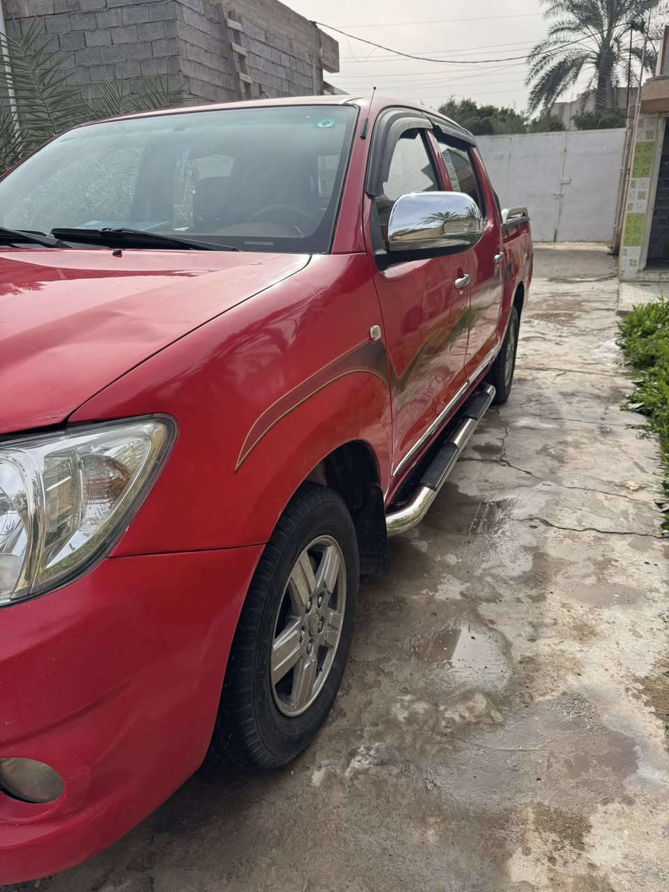 السلام وعليكم عندي بيكم 2011 رقم بغداد محرك وكير كفالة كير عادي بيها قطعتين صبغ  السونار مرفق ويه المنشور سعرها / 135 وبيها مجال مكاني/ ديالى جديدة الشط / ***********
