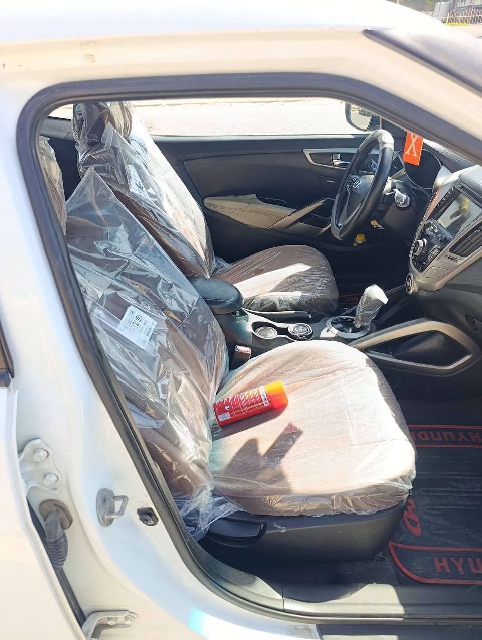 السلام عليكم هونداي فولستر موديل ١٢ بيها قطعتين صبغ باب وجاملغ بدون دواخل محرك ١٦٠٠ كير محرك مكفول صدر امامي خلفي جديد دواخل جديده وارد امريكي بسمي رقم انكليزي بغداد***********
