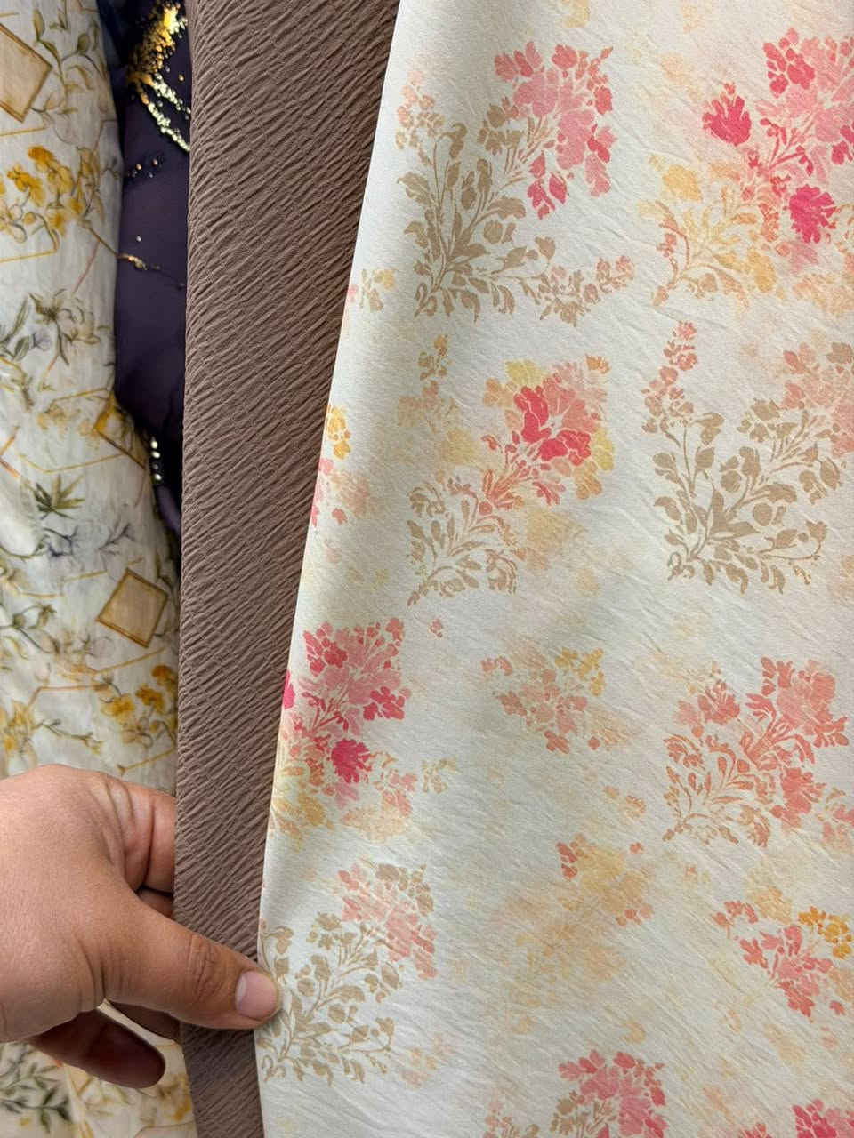 اخررررر قطع. متبقيه. 
خمايه قطنيه. كولش راقيه 

سعر قطعه بتخفيض. ب10

سارعوو بالحجز قبل نفاذ الكميه 🥰🤩


**إذا كنت صاحب هذا الإعلان وتريد حذفه لأي سبب، رجاءا أرسل رسالة إلى الدعم الفني**