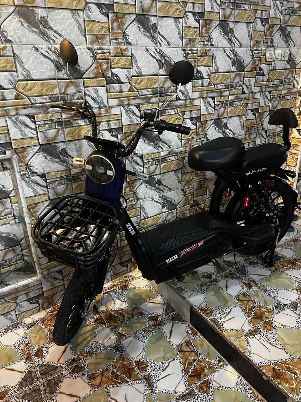 سلام عليكم دراجه شحن للبيع جديد ستعمال سبوع والله مستعجل للبيع سعر خاص هاذه رقمي ***********
