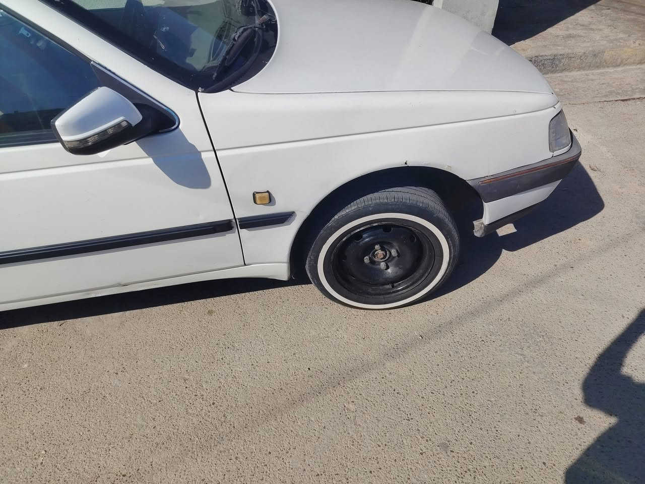 بيجو جي ال إكس  2009
بغداد باسمي تحويل مباشر 
كير مكينه فرنسي 
تبريد شغال كهربائية شغاله
سعر 35  وبيه مجال 
***********
