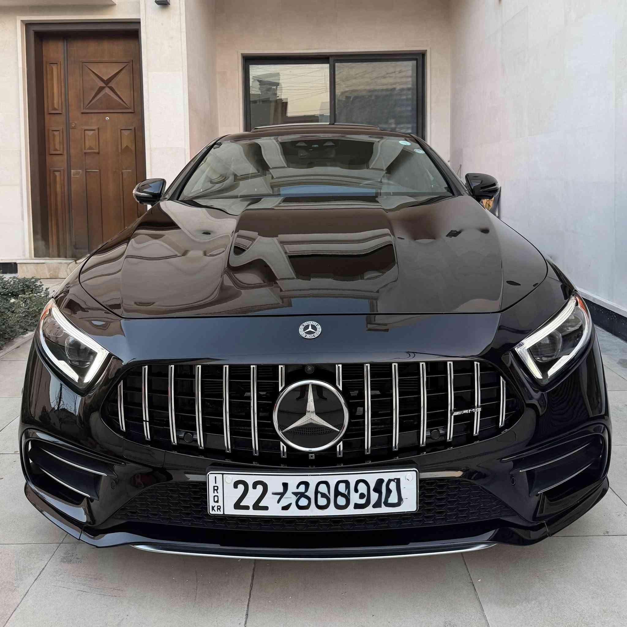 السلام عليكم

 للبيع 

‏MERCEDES CLS 53 AMG 4MATIC+ (2021)

محرك 6 سلندر 3.0 AMG
توين توربو + EQ Boost
كير AMG Speedshift نمر 9 

نظام +4MATIC ذكي جداً يختلف حسب وضعية القيادة ويوزع الدفع حسب الطرق والحاجة
 لزيادة ثباتية السيارة 

لون أسود 
رقم أربيل بأسمي تحويل مباشر

ماشية 14 ألف 

مواصفات السيارة طلب خاص⬇️

أبواب شفط
جكات تصعد وتنزل مع تحكم بوضعية الراحة
مقاعد مساج وداينمك متحركة مع الانعطاف
نوع الجلد المستخدم في مقاعد السيارة من جلود النابا الطبيعية فخم جداً مع تطريز الكنتارا مختمة AMG
بردة خلفية كهرباء
الشاشة والنظام الجديد لمس
ماوس الجديد
لايتات  Multibeam ذكية جداً ترحيب عند التشغيل و دوارة مع الستيرن
مقاعد أمامية كهرباء خزن تدفئة تبريد 
ستيرن AMG رجاج عند عبور الخطوط كهرباء وتدفئة
تجوة تدفئة 
ساوند سيستم برومستر
منافذ شحن Type-c
دواخل خشب طبيعي 
صندوق كهرباء
تكم كنتارا 
اوتو بارك 
اوتو هولد
كامرات 360 درجة
رادارات 360 درجة
تحديد مسار
مانع تصادم 
قيادة ذاتية 
نقطة عمياء
إضاءة محيطية 64 لون
دوسات ترحيب AMG لد
فتحة سقف سلايد
شاحن لاسلكي
حزام امان كهرباء 
صوت اكزوز AMG طرب + بوب كورن
كاليبرات AMG
5 وضعيات قيادة
ا1-SILPPERY
ا2-COMFORT
ا3-INDIVIDUAL
ا4-SPORT 
ا5-+SPORT 
ويل AMG حجم 19 تو سايز مع اطارات امامية ميشلان 
وخلفية كونتيننتال
4 ثيمات متغيرة لعداد السيارة 
ا1-CLASSIC
ا2-SPORT
ا3-SUPERSPORT
ا4-UNDERSTATED
سرعة 300KM

حالة السيارة بدون ضرر بدون صبغ
سرقة جاملغات أمامية فقط 
ومرجعات شركة وكالة نفس اللون بدون صبغ
بدون دواخل بدون ايرابك
شواصي لغود مكفولة من الشخط 

محرك كير اكسل كاردن كهربائيات حدادية كفالة عامة   
من الخلل والفتح والتبديل 
سيارة جديدة وبدون نقص 0مسج

مكان السيارة بغداد
للأستفسار *********** 📞
