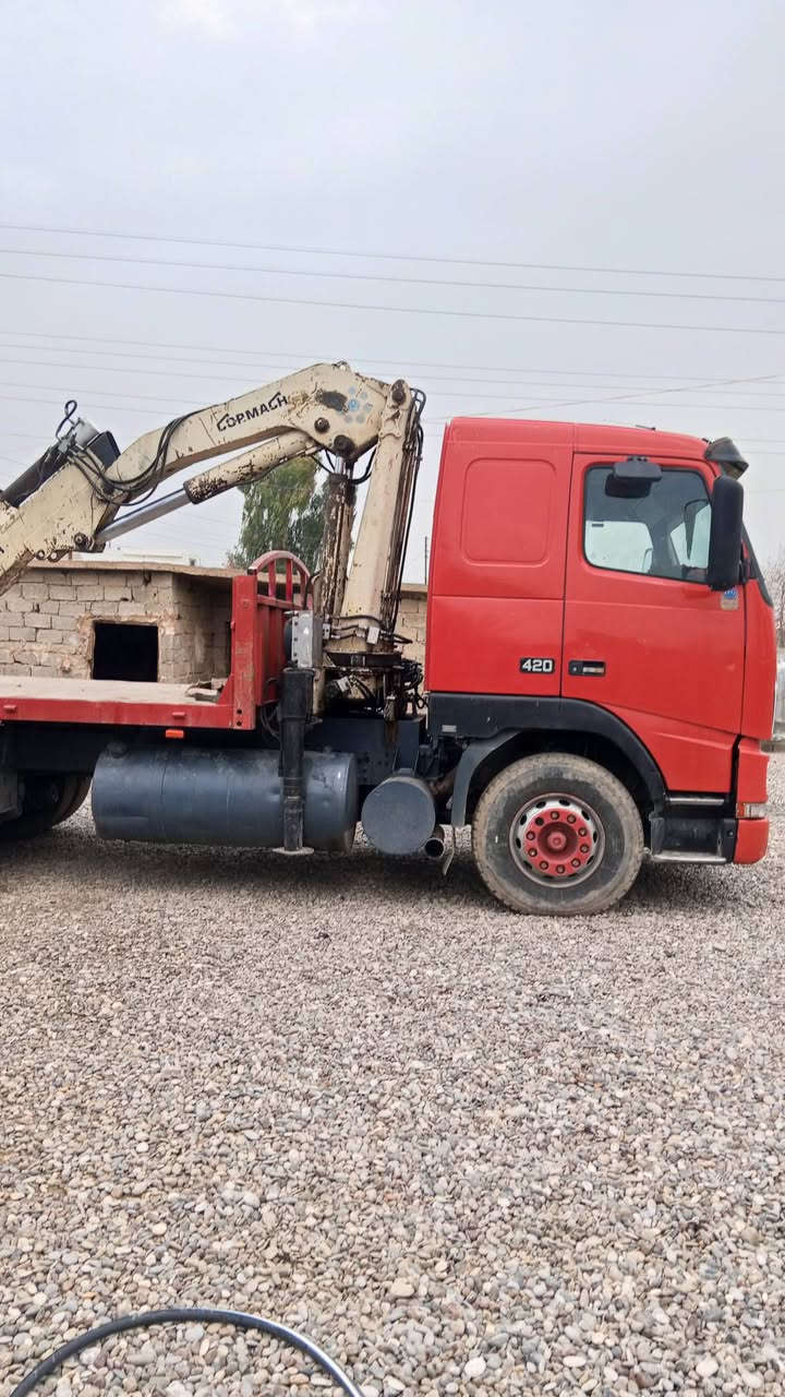 السلام عليكم للبيع فالفو شخاطه
حجم 420 كير ومكينه وكسل شرط 
رقم اربيل كرين 10طن 4سلايت 
السياره مجموعه شفت 3ورقات 
مكان السياره كركوك قضاء الحويجه تفاصيل اكثر اتصل وتدلل ***********
