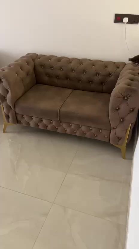 مساء الخير جميعاً من رخصه الأدمن عندي تخم 7 مقاعد جديد حيييل استخدام أقل من شهر ..وعندي تخم 10 مقاعد بحاله ممتازه ..كما موضح في ألصور


**إذا كنت صاحب هذا الإعلان وتريد حذفه لأي سبب، رجاءا أرسل رسالة إلى الدعم الفني**