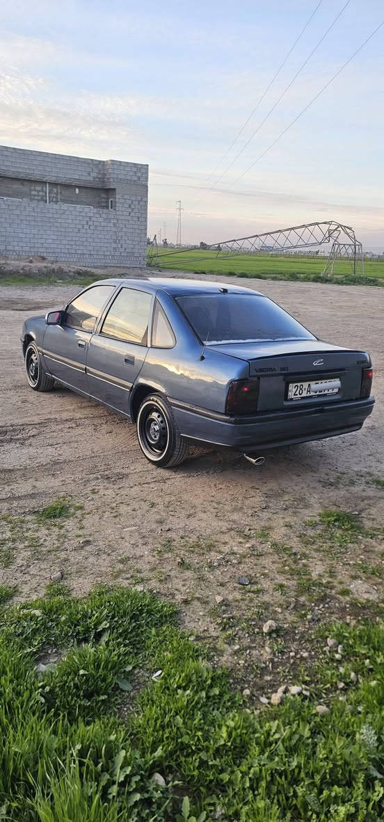 سلام عليكم 
للبيع اوبل فكترا 
حجم 16 استيرن بور
رقم نجف الماني سنويه جديد شرعي بل موصل شرط تحويل وكاله
كير شرط محرك بي اثر صرف 
السعر 28  ورقه
رقم الهاتف ***********
