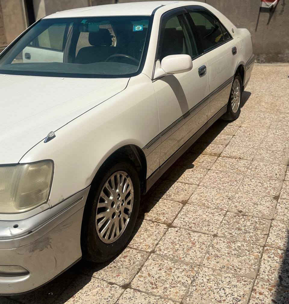 سلام عليكم جنون موديل 99 دكمتين مكفوله كفاله عام من ضربه لو كصه سياره مفحوصه  هزه باقي بس كمرك سعر شده رقم هاتف***********

