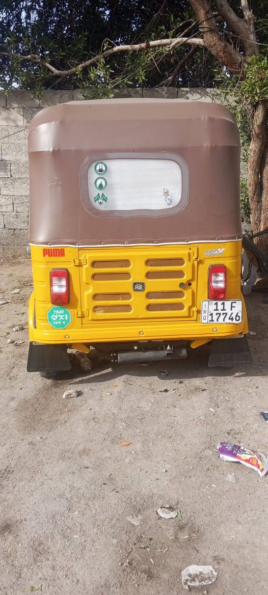 السلام عليكم تكتك موديل18 داخلة بل 19 تكتك جاهزة للخير ربع متذب عليها كاملة مكملة مكينة اكسن مكفولة تنقيص تبخير رقم وسنوية تحويل ثاني يوم السعر 5800 العنوان بغداد حي النصر رقم الهاتف ***********
