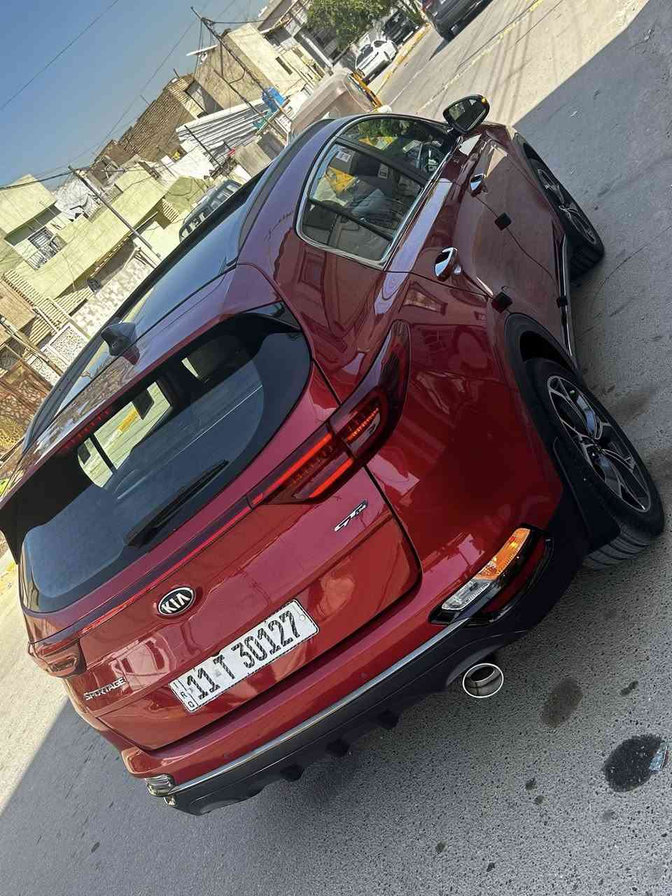 سبورتج 2020 خليجي 
( جيتي لاين ) فول مواصفات 1/1 

رقم بغداد بأسمي  تحويل ثاني يوم
هزة ورقم وسنوية كلهن جدد

مكفولة كفاله عامه عدا
شبر بارد بالجاملغ الامامي

ماشيه 59 الف كيلو

🔰 مواصفات 

بانوراما.
بصمة دخول وتشغيل.
سايد بريك بصمة.
مانع منحدرات.
شاشة كبيرة.
اريل نفكيشن.
شاحن واير ليس .
تشغيل عن بعد
شفتات سرعة.
اوتو هولد.
جنطة كهرباء.
كشنات جلد بلادي.
كشنات ثنين كهرباء.
ستيرن حرف D وختم GT Line. 
شفتات ستيرن. 
داخل لونين صحراوي واسود.
حساس امامي وخلفي.
خمسه ويل كب .
قطعتين تبريد بيانو.
كامرة خلفيه.
تحكم ستيرن.
شاشه قرائه الاعطال
3 انضمة قيادة 
وبعد بيه هواي مواصفات

السيارة جاهزة من كل النواحي
محرك 2000 دوش المرغوب
كير ومحرك مكفولات 

السعر 198 وببه مجال

📍 العنوان : بغداد - الدورة

☎️ للأستفسار ***********
