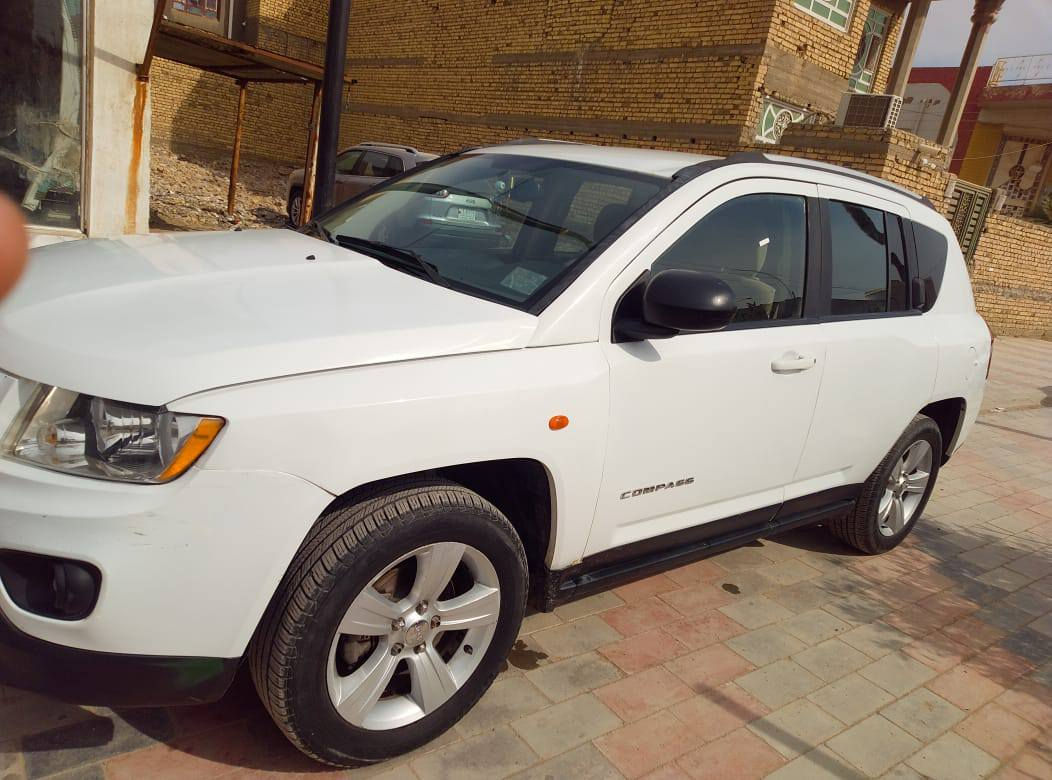 اسلام عليكم
 سياره جيب كمباس 
مديل 16
 حادث بنيد و مداكر مكينه اربعه
 ماشيه 90 الف 
وتبريد ثلج 
رقم انكليزي 
تحويل ثاني
 يوم سعر 97 وبيها مجال بسيط 
رقم *********** 
مكاني ناصريه مركز
