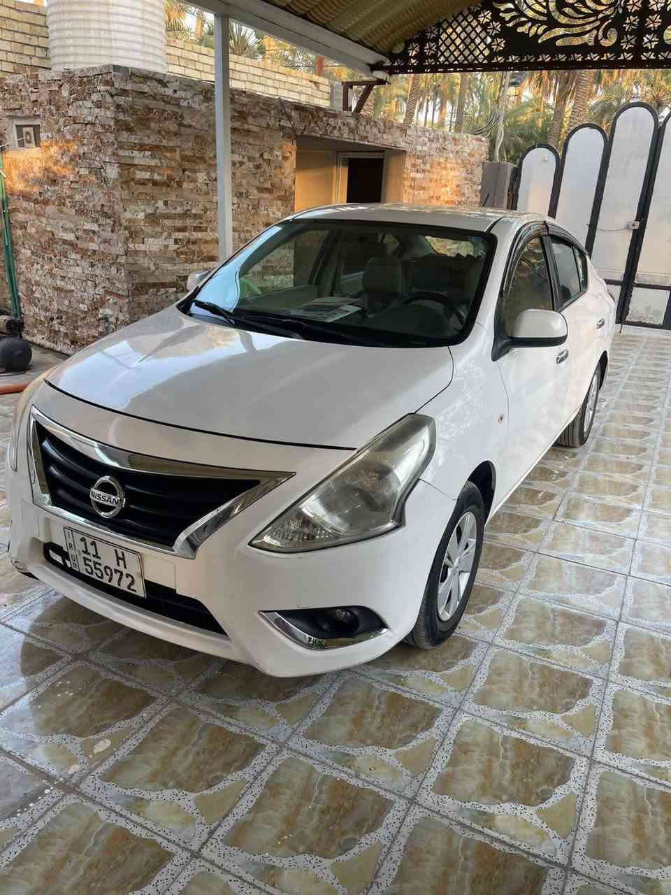 السلام عليكم 
نيسان سني 2018 رقم بغداد شرط التحويل سنويه لل 29
كير و مكينه كفاله تبريد شغال سياره جاهزه بدون نقص 
صدر امامي خلفي جديد 
تخم تاير قبل شهر شديته 
ملاحظه بيه 3 قطع صبغ و داير الجاملغ الخلفي بدون
 دواخل  
السعر 82 وبيه مجال 
مكاني واسط قضاء الصويره 
***********
