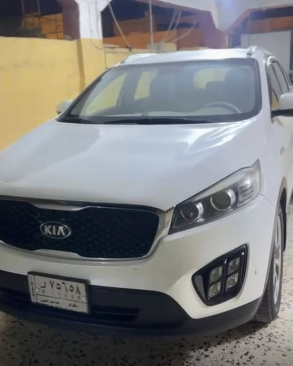 سلام عليكم سورنتو 2015شكل ال 16سياره خليجيه مكفوله كفاله عامه ماشيه 160الف السعر 195 وبيه مجال بصيط للشراي ***********مكان السياره واسط قضاء الحي
