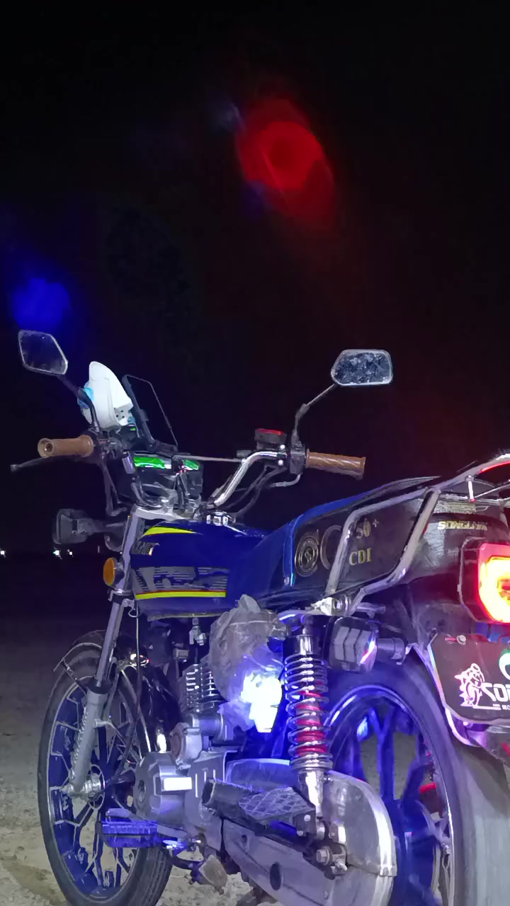 اسلام عليكم للبيع سولنك موديل 2025 دراجه كامله ميعوزها برغي محرك مكفول مكلف بل نشر اتصل عله صاحب إدراجه ***********
