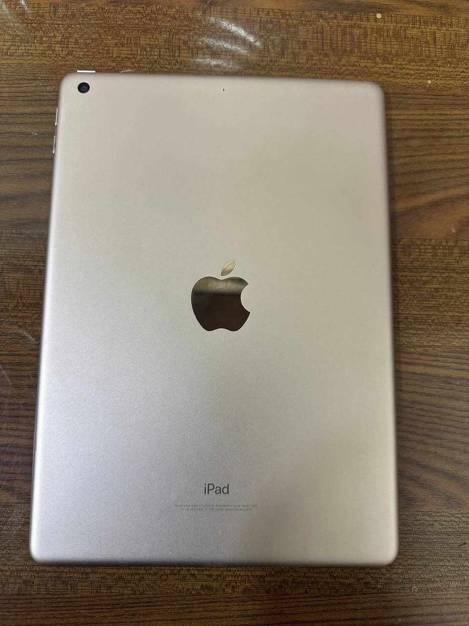 ايباد الجيل السادس ما مفتوح ولا مبدل بي اي قطعه نضيف زلغ ما بي يفيد للدراسه كارتونه وياا سعره 160 للاستفسار ***********
