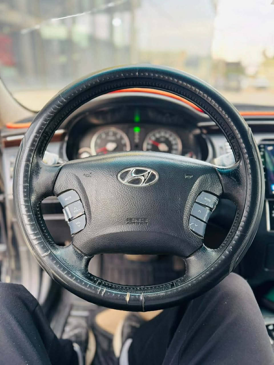 السلام عليكم
ازيرا2010 رقم اربيل انكليزي سنويه لل2027
السياره جاهزه كير مكينه حداديه تخم تاير كله 
سياره بيها اربع قطع مكان خانقين السياره حلوه وبالعافيه الياخذها السعر 75
***********
