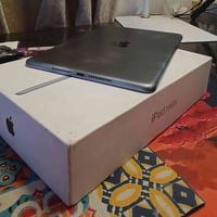 آيباد ميني 5 • فحم