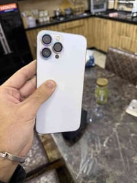 ١٣ برو ماكس ذاكره ٢٥٦ بطارية ٨٤ بلاد مبدل شاشه وكامرات الجهاز شخط مابي...