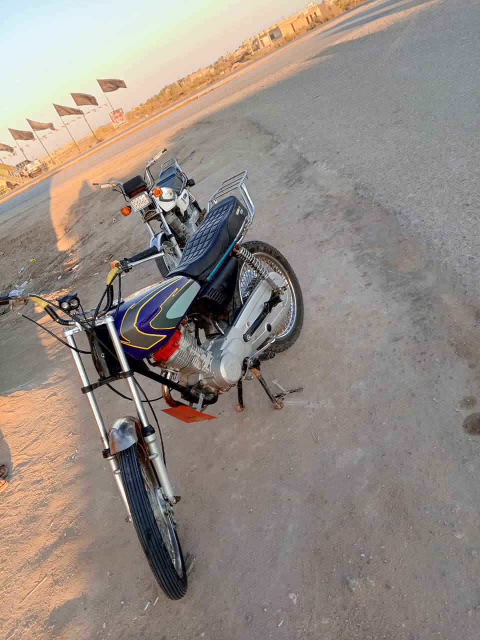 دراجه للبيع وراق استنساخ المكان الغراف السعر 400 وبيه مجال
‏‪0783 743 6830‬‏
