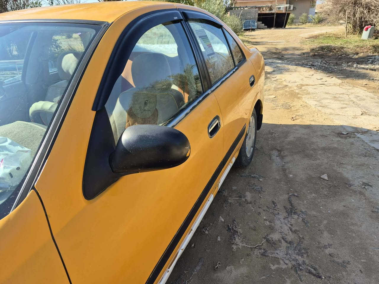 سيارة سني 2011 بدون حادث للبيع سعر ٨٥ وبيها مجال للأستفسار اتصل على هذا الرقم ***********
