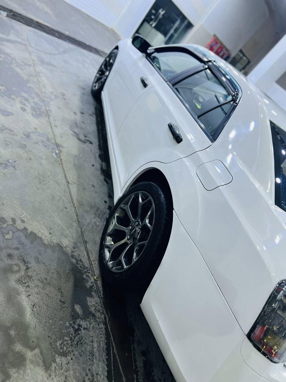 سلام عليكم للبيع اوباما 2014 ادوات     فول مواصفات   اس ( S)  فتحه بانوراما كشنات كهربائيه شاشه كبيره تبريد وتدفئه شغال 
متوم بغداد اصلي بدون سنويه محرك 3.6 حداديه جديده تخم تاير جديد  سياره جديده بمعنى الكلمه  مصبوغه حزام  

 مكاني بصره ***********
سعرها 60 وبيها مجال للطـيـبـيـن
