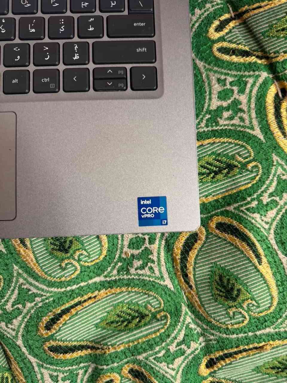 نوعة الابتوب  5420 Dell
شاشة لمس  حجم الشاشة 14
Core 7i
جيل 11
الرام 16GP
وتخزين 512
كرت الشاشة داخلي
المنافذ مالته 7
والشحن تايبسي 
بطاريه نضيف
كيبورد ضؤي
حتى كامرته      ويجي وياه غالق للكامره 

HD 720p
ملحقاته جنطه و شاحن اصلي
 تواصل واتساب ***********
تلي e7srr
انستا 4ni5r
