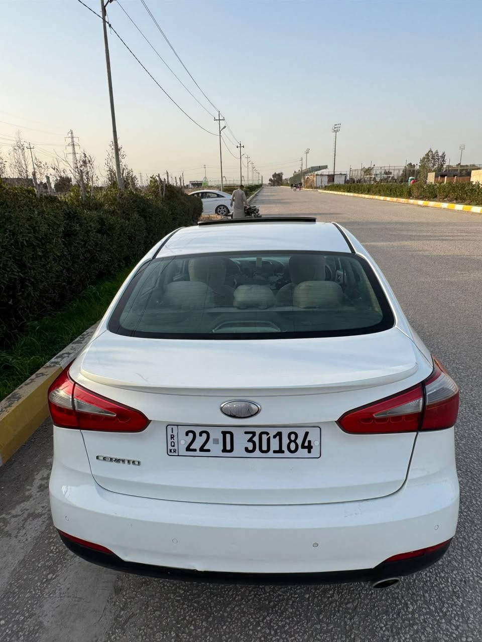 كيا سيراتو 2013 خليجي 
فول مواصفات البصمه 1/1
مكفوله من الصبغ والتبديل كفالة عامة ما عدى بارد باب السائق وبيها شخط بسيط وكارت بداير لخلفي 
مواصفات 
بصمه تشغيل
دخول ذكي
شفتات بالسترن 
فتحه سقف 
قطعتين تبريد 
داخل رصاصي 
تبريد قطعتين بيانو 
لد امامي لد خلفي 
رادار امامي 
حساس امامي خلفي 
ثلاجه بلجكمجه 
محرك 1600 دوش المرغوب 
خمسة ويل كب حجم 17 
وبيه بعد مواصفات اهواي السياره جاهزه باسمي شرط التحويل او الوكاله
هزه ورقم جديد
☎️☎️☎️☎️
رقم صاحب السيارة.                   ‭0786 338 8222‬ /***********لاسيا بس واتساب السعر 123 وبيها مجال بسيط مكانها بابل الطليعه
