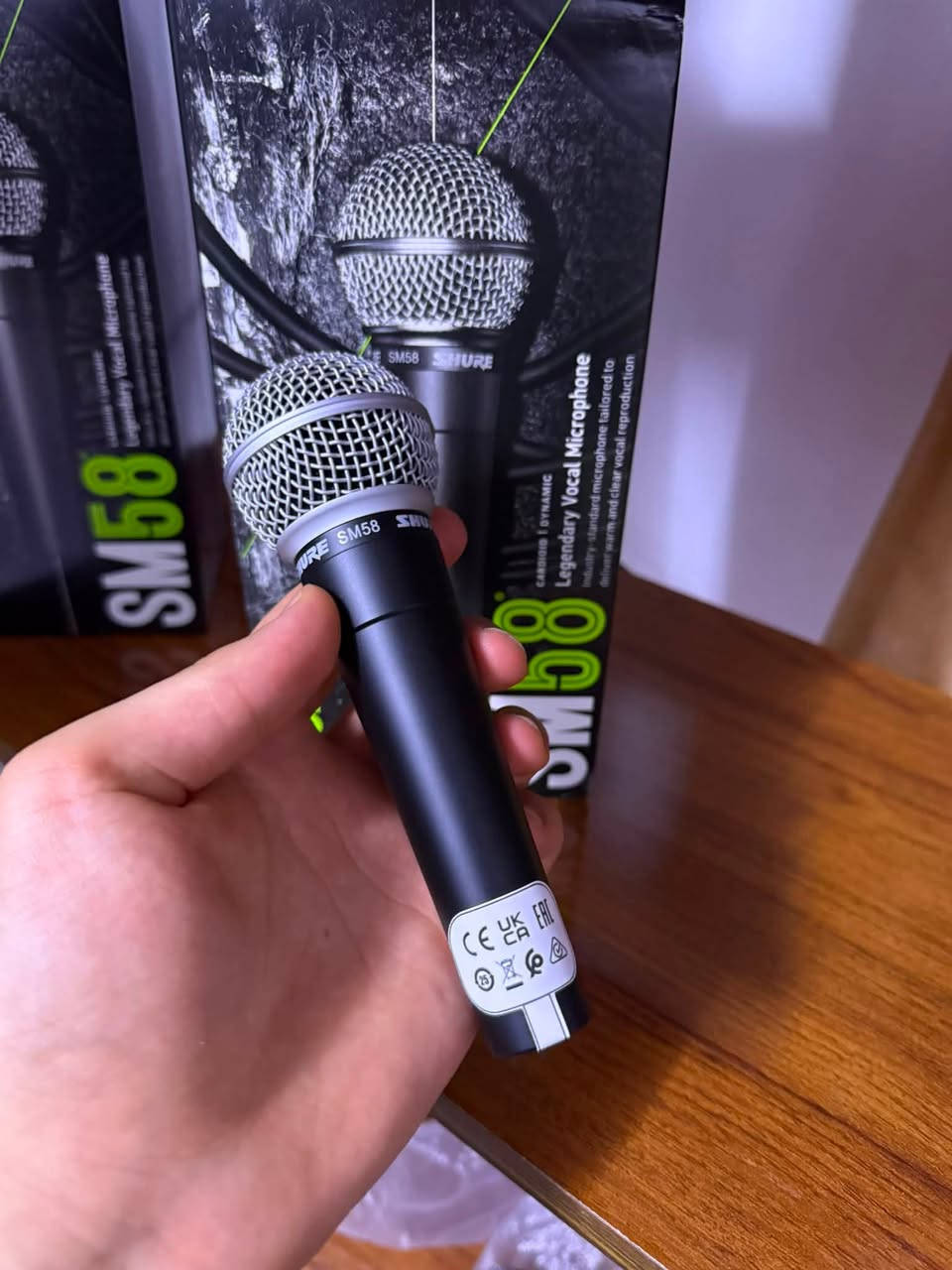 Shure sm58
مايك شور موديل sm58 اعتقد ما يحتاج وصف  
ارخص سعر فقط ٧٥ الف 
*********** + WhatsApp 
متوفر توصيل لكل عراق 🚚 📦
