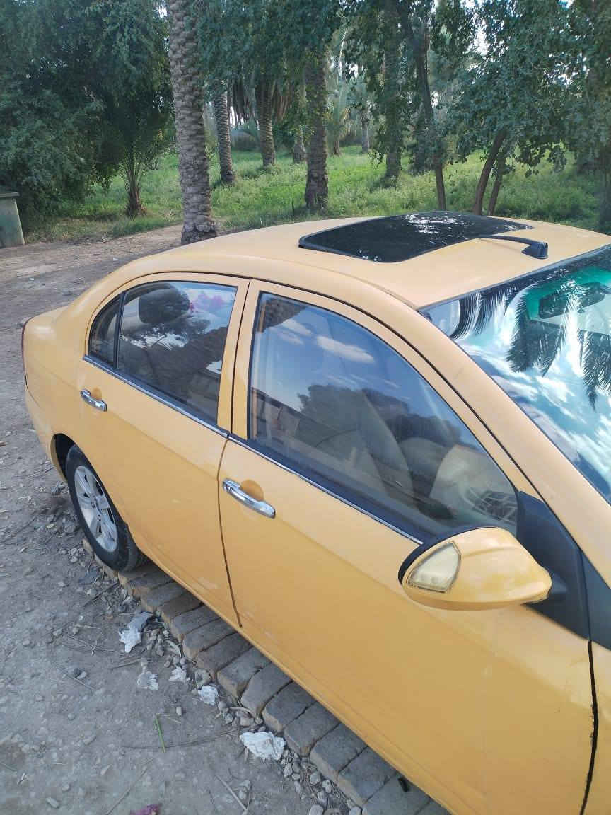 سلام عليكم ليفان موديل 11سياره نضيفه ومكفوله من ضربه سنويه جديده رقم قادسيه مكينه وكير  كورله لا تنقيص ولا تبخير خير من الله  سياره بلاديه السعر 33 رقم الهاتف ***********
