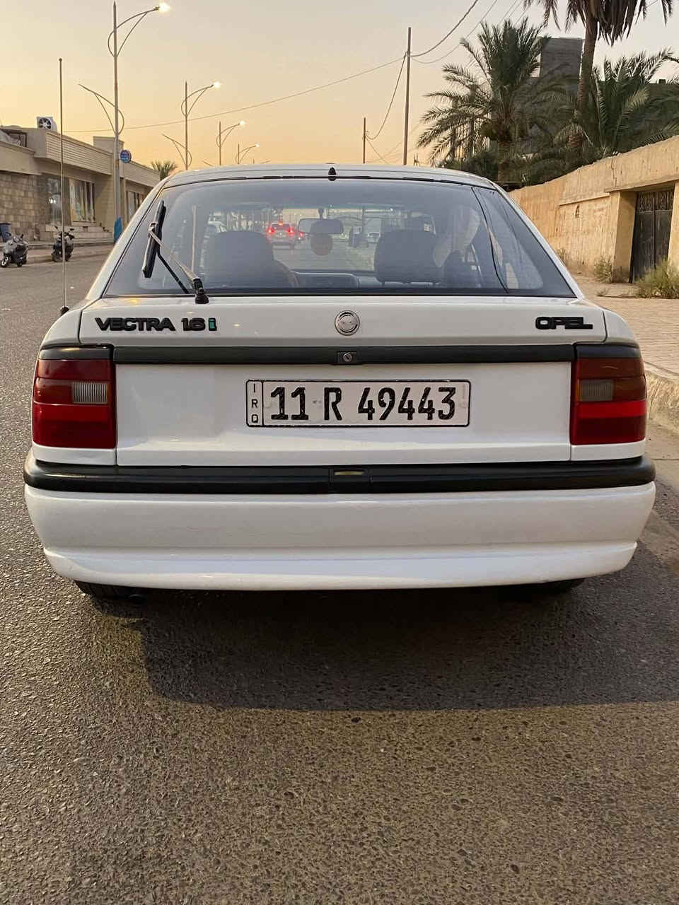 سلا عليكم اوبل فكتره موديل ٩٤مكينه 1600سياره جديده معنه لكلمه قطره صبغ مابيه رقم بغداد لجديد سياره اي نقص مابيه السعر40 مكان السياره فلوجه رقم صاحب السياره ***********،، ***********
