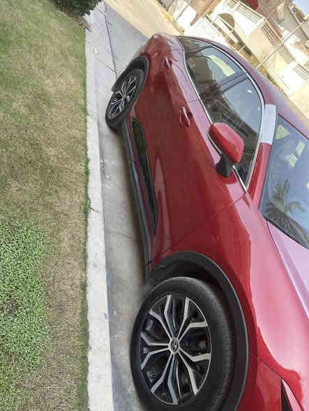 السلام عليكم كراون 2024مرقم وجاهز بغداد بدون ايرباكالسياره حادثه طخات بسيطة بدون لغد وشاصي 
بيه 4 قطع وبارد سياره مال جناي سياره بعده بريحة شركة
مكينة 2500 المرغوب السعر 215 ورقة مكاني اليرموك
***********
بيه نقص مازدة وحده
