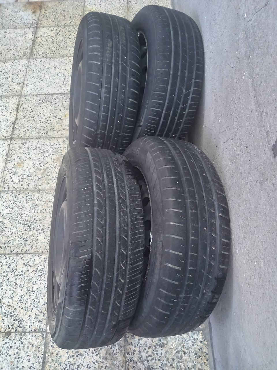 السلام عليكم تخم تايرات اوياله للبيع بابل النيل للستفسار اتصل ***********
