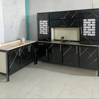 خزائن • ألوان مختلفة