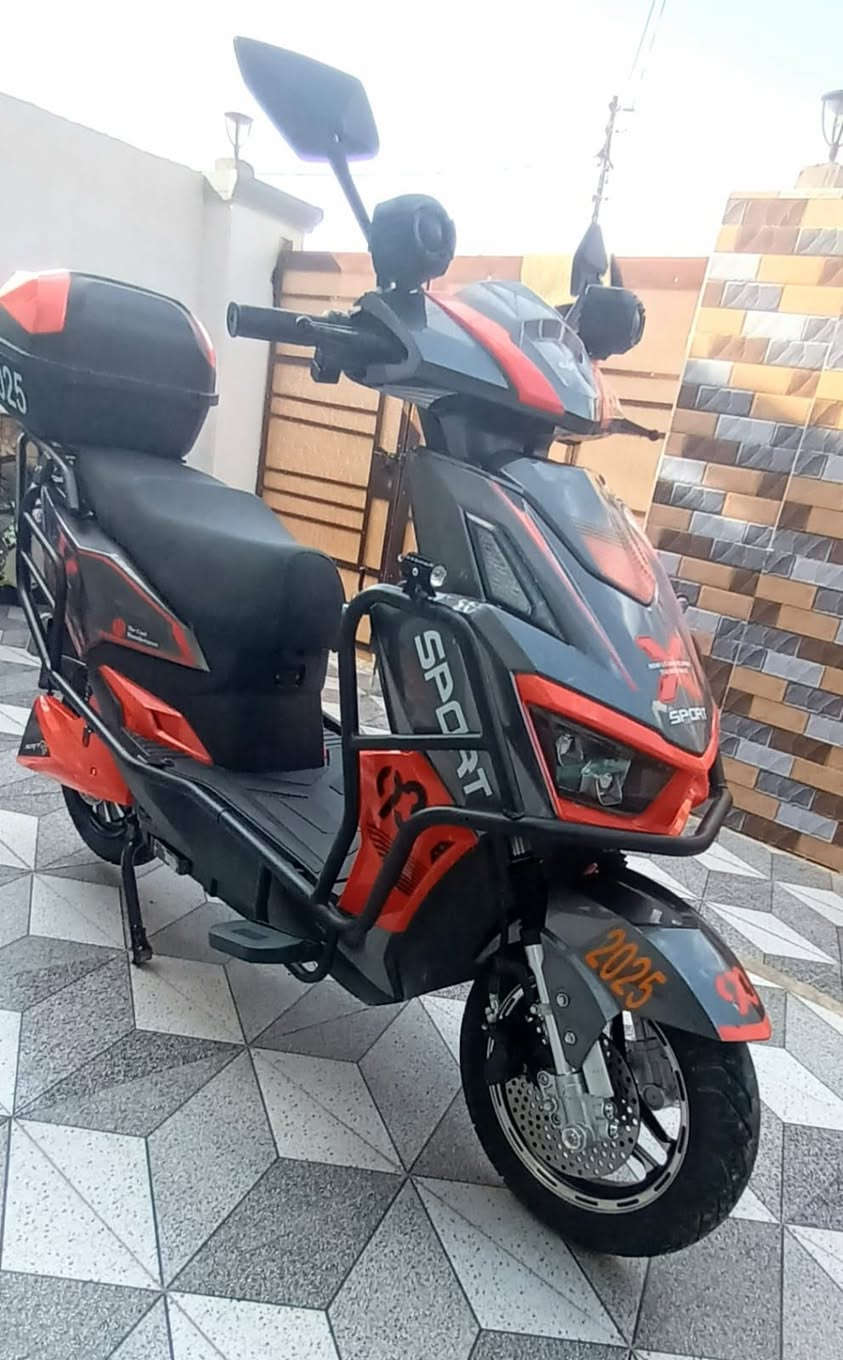 للبيع سكنس نظيف كلش موديل 25 
6عل فحص كله شغال مابي اي شي 
السعر 675وبي مجال


**إذا كنت صاحب هذا الإعلان وتريد حذفه لأي سبب، رجاءا أرسل رسالة إلى الدعم الفني**