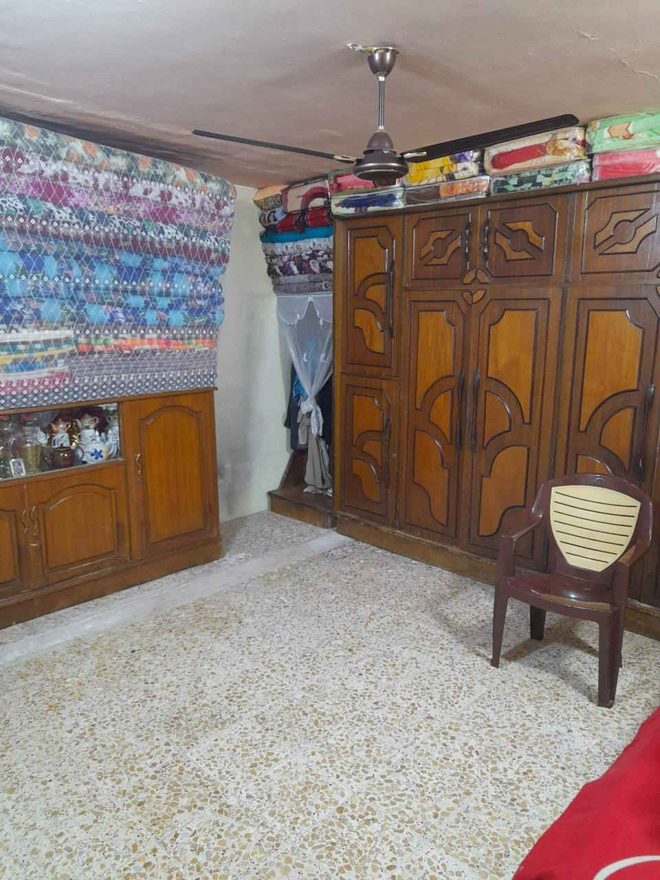 بيت للبيع بغداد بالعبيدي شارع المحافظ نفس دربونه المحافظ طابو صرف مساحته 165 متر واجهة ٦ الطابق الاول غرفة نوم ومطبخ واستقبال وممر .. الطابق الثاني غرفتين نوم ..
البيت اكو ناس تقتنع تگعد بي واكو ناس تعتبره تفليش .. البيت معروض ب 150 مليون وبي مجال .. للاستفسار الاتصال ..
***********
***********
