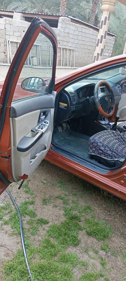 للبيع كيا اسبكترة هاج باگ موديل 2008........  گير عادي مكان اديالى بعقوبة السعر.... 70. بيهة مجال للتصال على الرقم***********.........
