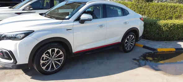 سلام عليكم شانجان cs85 موديل 2022 حره مقفوله قفاله عامه بيه بس بارد شي بصيط سياره  جديده وعلى ايد واحدة ماشيه 58 ضمان سنه كير ومحرك كل نقص مابيه ربع متصرف عليه التراي مالته التركيه تخم تاير جديد يعني ماتصرف عليه وله ربع اطلع بيه اتراي مالته زيرو السعر 25مليون وربع بس بيع فقط ولي ياخذه يترحملي *********** مكان السياره الدوره
