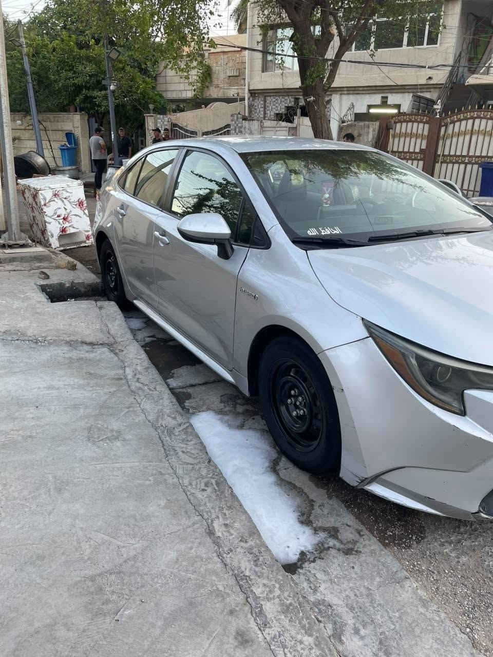 كورلا امريكي هايبرد 2020
حادث خفيف صبغ فقط نص لبنيد 

الباقي كله كفاله دعاميه بلاديه بدون دواخل

سياره خير من الله ماشيه 80 mil

سياره ادامه كلها جديده خير من الله بدون اي نقص 

مكاني بغداد المنصور 
رقم بغداد سنويه لل2027

سعر  128وبيها مجال قليل 

***********
