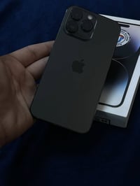 * ايفون 📲14 برو  ماكس   * لون اسود  مميز   * ذاكره / 256   * بطاريه 🔋8...