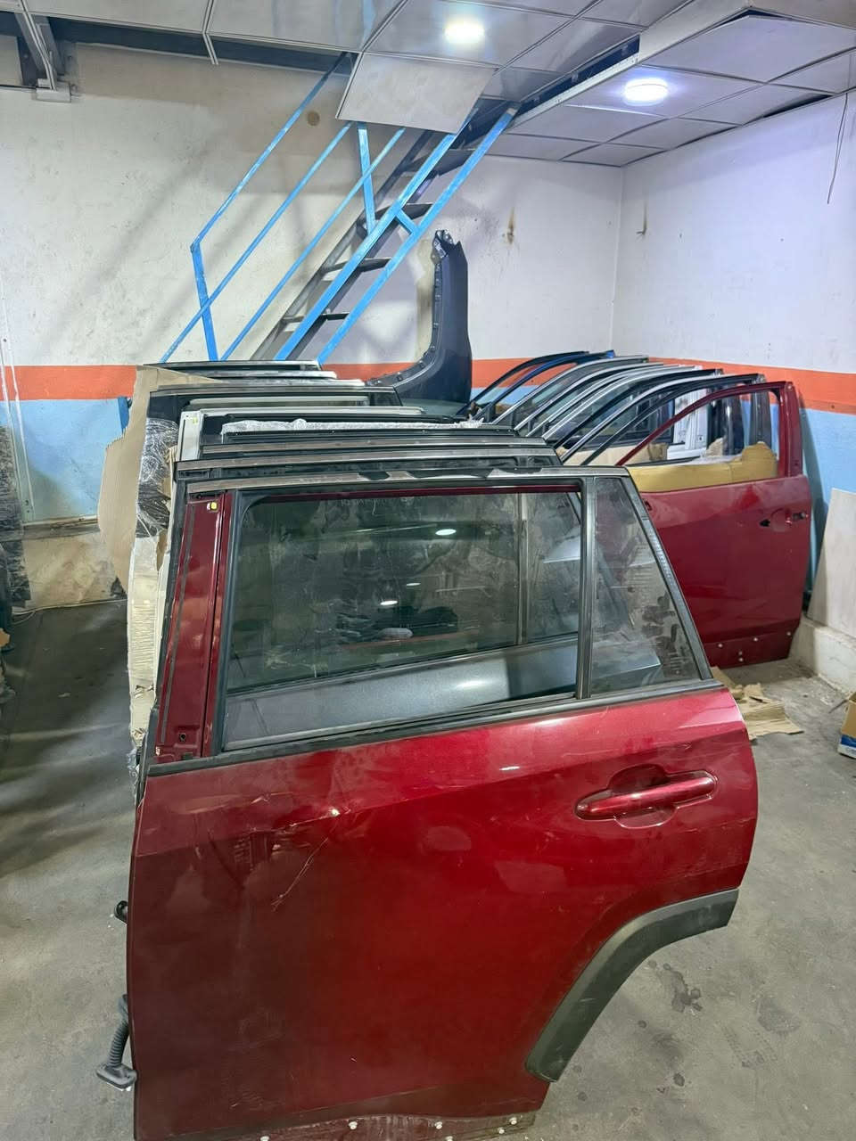 يعلن مجمع 💛بوابه الخليج💛
🧡الفرع الثاني الواقع في شارع الصناعه مقابل كراج غسل الزبيدي 

تمً بعون لله تعالى وصول مواد جديده كصات كامله من موديل ٢٠٠٣ الى ٢٠٢٥ 
***********
باداره ابو مصطفى 
الفرع الاول بغداد السنك مقابل كراج الطوابق 
يتوفر لدينا توصيل كافه محافظات
