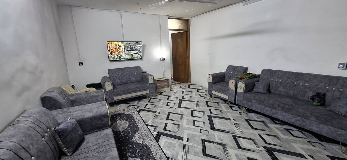 دار للبيع
مساحه  110  طابو صرف باسمي 
الموقع حله بابل شارع ام البنين 
بساحه ابو عمار المضمد 
للاستفسار الاتصال عل رقم 
***********
