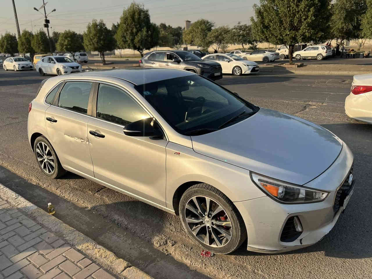 النترا هاج باك ٢٠١٨  محرم ٢٠٠٠ جي تي 
بدون صبغ 
رقم بغداد الدولي 
مبيها اي نقص 
مكانها بغداد  الكرخ 
السعر دفتر وعشر اوراق (١١٠$)
***********
