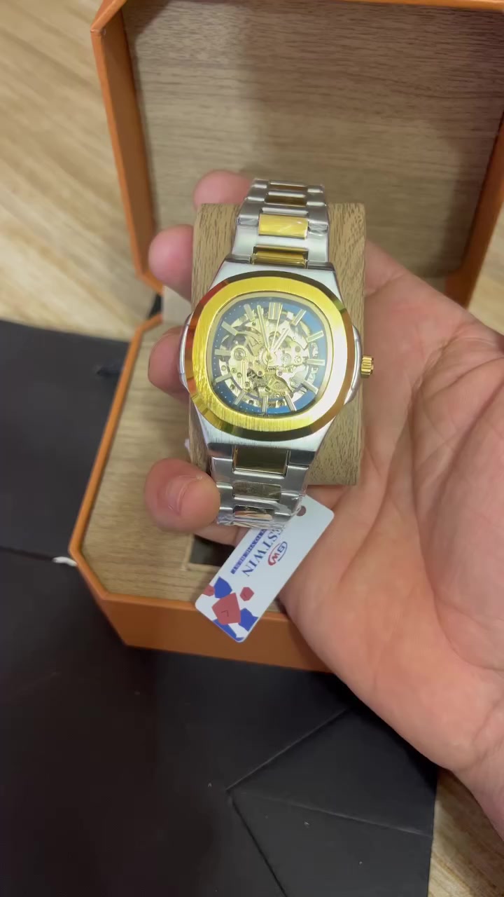 شوف تفاصيلها ساعه اوتماتيك تكويك طلاء ثابت ساعه ثكيله 40 الف اول تم ع الخاص


**إذا كنت صاحب هذا الإعلان وتريد حذفه لأي سبب، رجاءا أرسل رسالة إلى الدعم الفني**