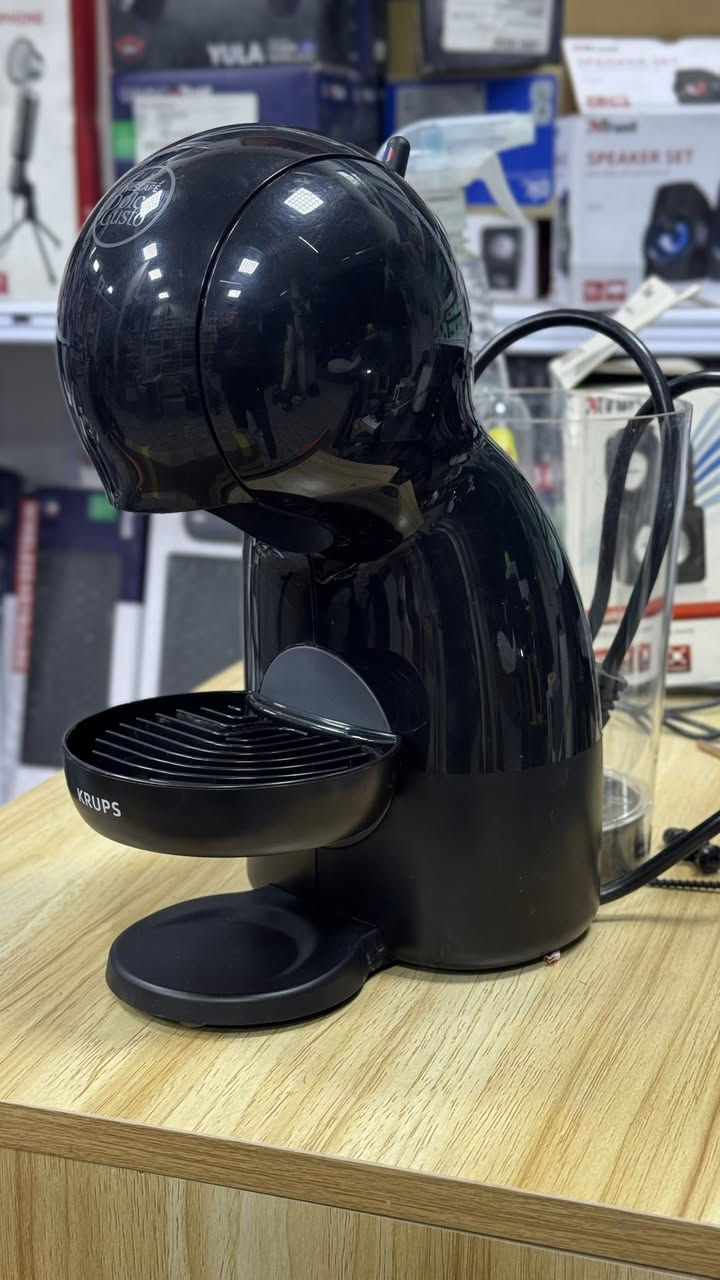 مكينه قهوه كبسوله مستخدم نظيف السعر 50 الف 
***********
