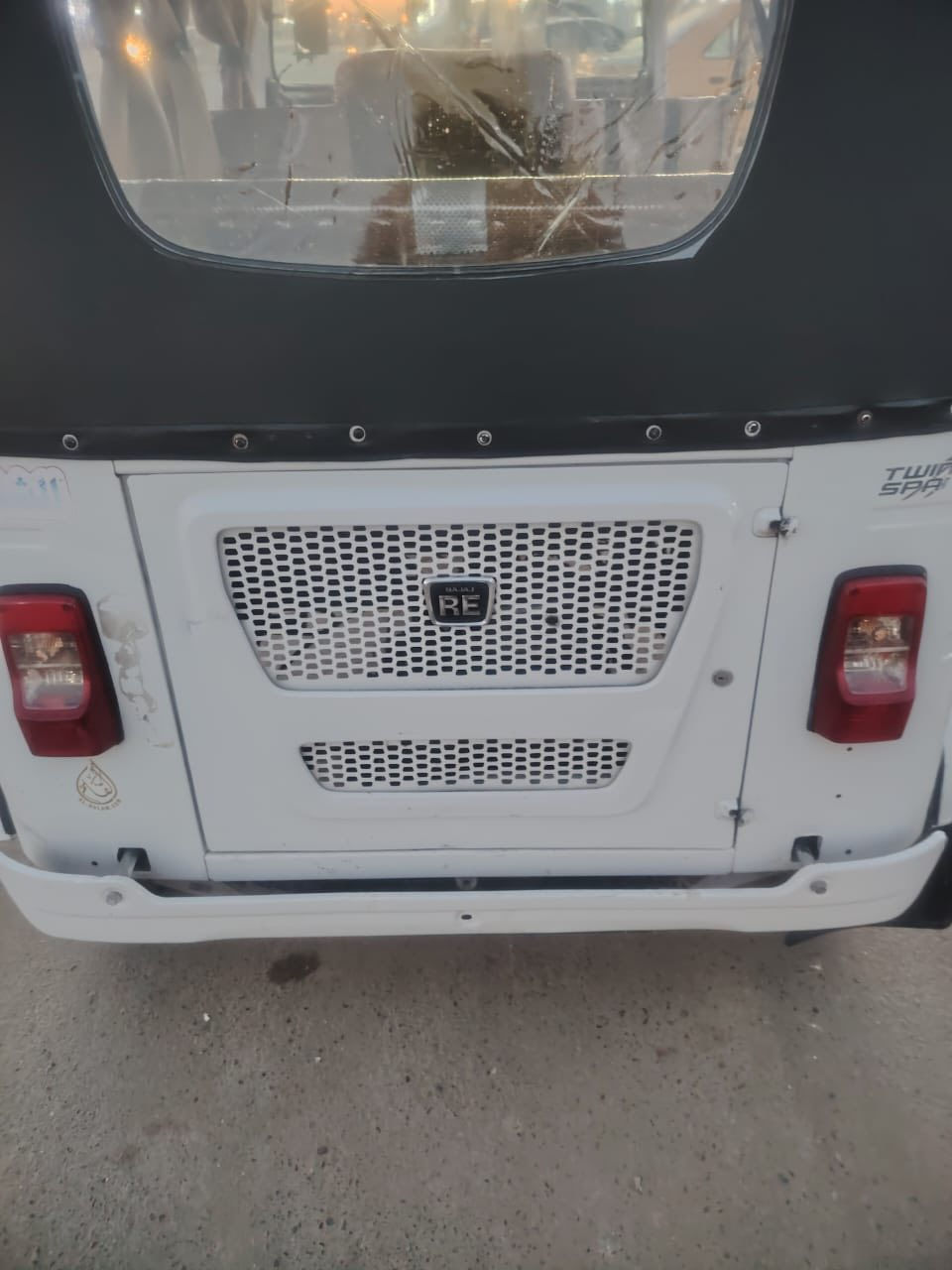 السلام عليكم تكتك ٢٢ رقم بغداد كفاله كشر ومكينه بس دوس ١٠ ايام ضمان ب ٨٥٠٠ الخاص مغلق ***********
