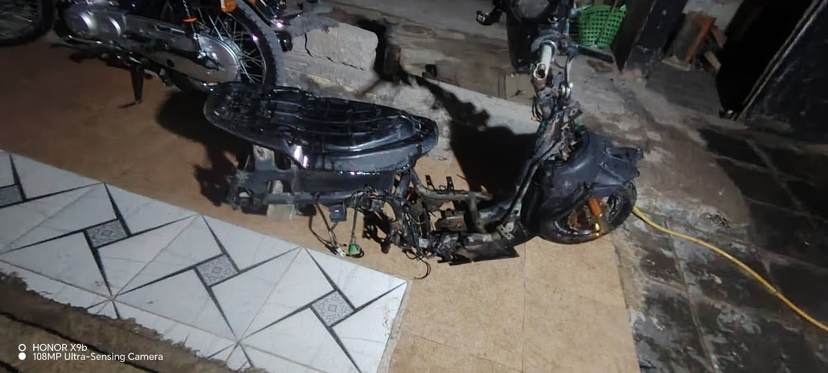 سلام عليكم
شاصي فراشة فحل
وتعميرة كاملة
بس جيب مكينة وشد ابيع شلع قلع
دبلات رياضية شيال ويالة وتايرات وكور 
دشبول كشن حاضن ضفيرة كاملة 
سعر 100 وبيهة مجال للطيبين


**إذا كنت صاحب هذا الإعلان وتريد حذفه لأي سبب، رجاءا أرسل رسالة إلى الدعم الفني**
