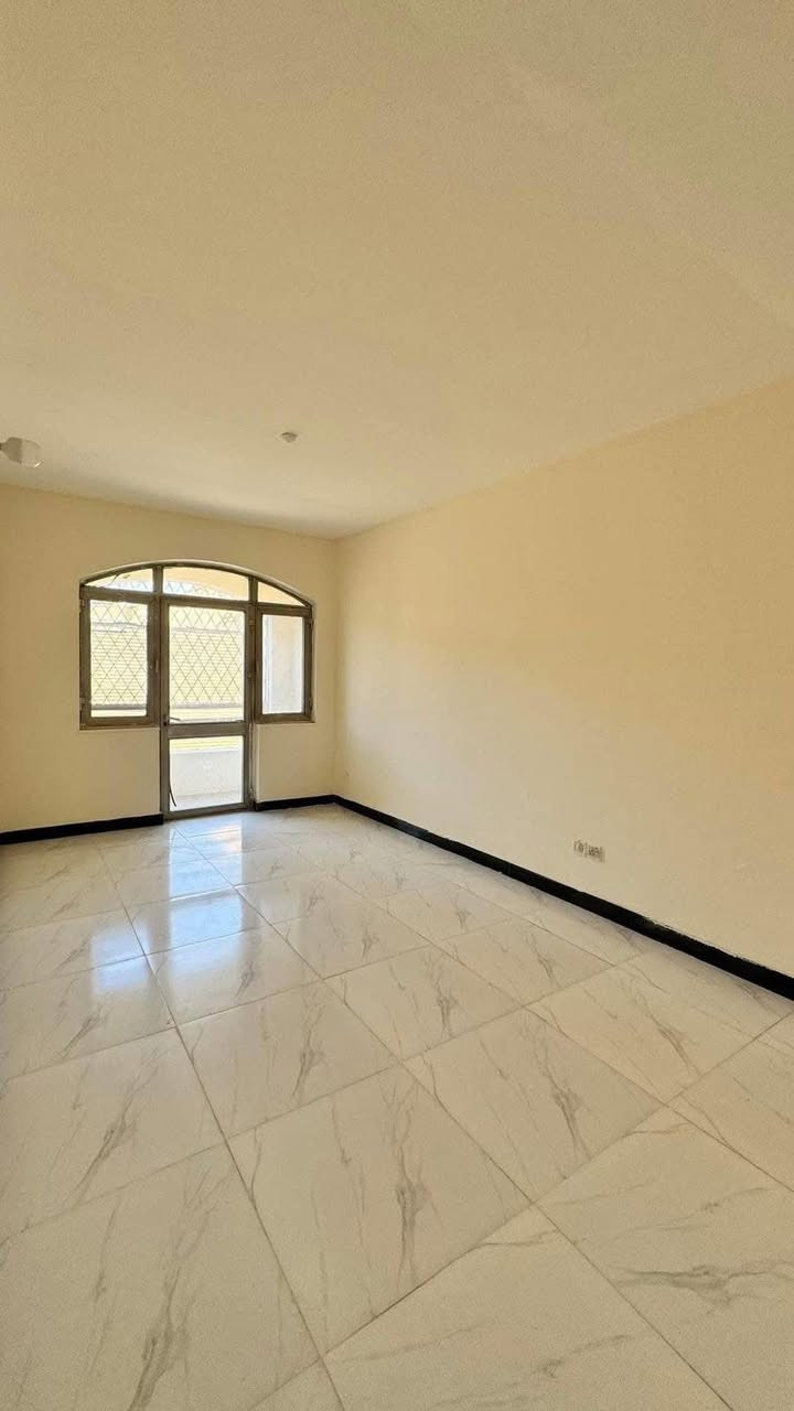 دار للبيع مساحه ١٠٢ في صدامية
الكرخ

(٣ طوابق) يحتوي علي ٥ غرف نوم + ٣ حمام + مغزن واحد + هول عدد ٣ في كل طابق واحد +مطبخ عدد ٢ بالكون عدد ٢ واجه الدار ما يقارب ٧م عنوان الكرخ  مجاور جسر باب المعظم ( مدينة الطب )٣٩٠ وبي مجال للشراي 

هاتف *********** باقي التفاصيل واتساب متواجد رسائل
