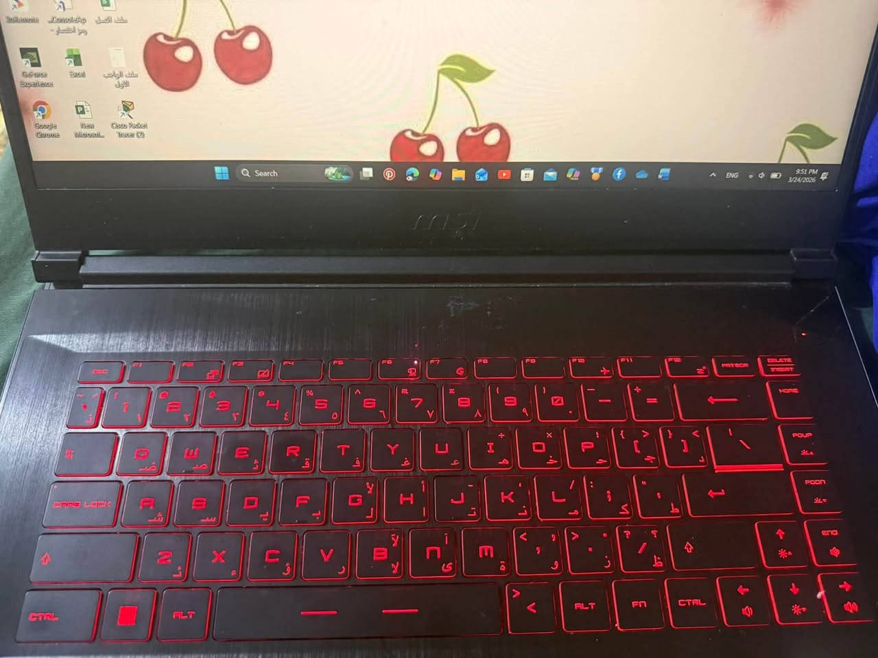 💻 لابتوب MSI GF63 Thin Gaming للبيع 🔥

- المعالج: Intel Core i7 الجيل 11 (11800H)
- الرام: 16GB
- التخزين: SSD NVMe سريع
- كرت الشاشة: NVIDIA GTX 1650 + Intel UHD
- النظام: Windows 11 Pro

✔️ مناسب للألعاب 🎮 + التصميم + الدراسة  
✔️ أداء قوي وسريع جداً  
✔️ الجهاز نظيف وما بيه مشاكل  
✔️ بطارية جيدة 👍  

💰 السعر: ٩٠٠وبي مجال ماخذته مليون وربع مستعمله شي قليل

📍

#لابتوب #MSI #Gaming #بيع_وشراء


**إذا كنت صاحب هذا الإعلان وتريد حذفه لأي سبب، رجاءا أرسل رسالة إلى الدعم الفني**