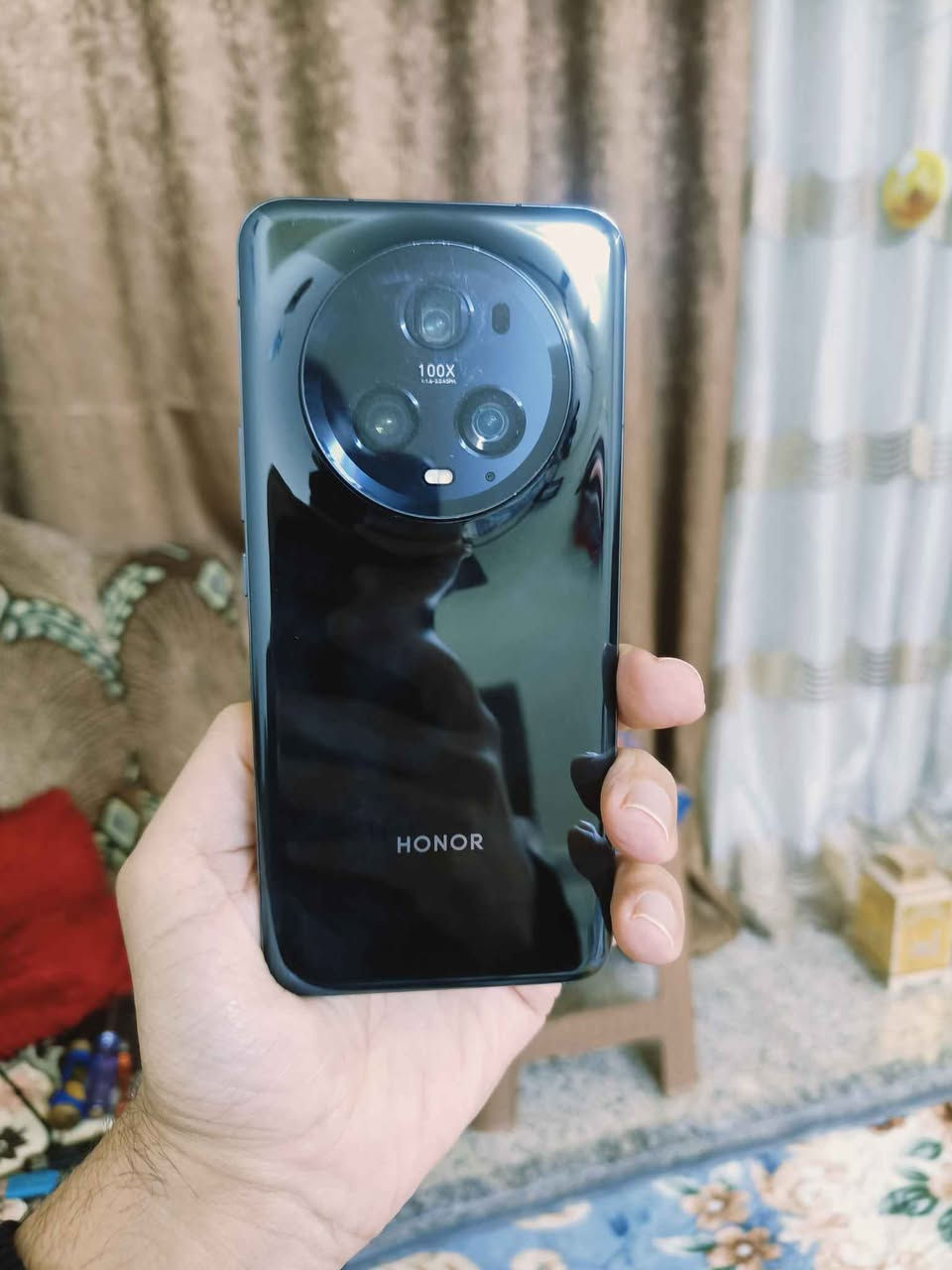 للبيع هونر ماجك 5 برو النسخة الصينية ذاكرة 512
رام 16 معالج سناب دراكون 8 الجيل الثاني
جهاز نظيف مامفتوح بدون ملحقات السعر 495 الف قفل يوجد توصيل كركوك, العراق


**إذا كنت صاحب هذا الإعلان وتريد حذفه لأي سبب، رجاءا أرسل رسالة إلى الدعم الفني**