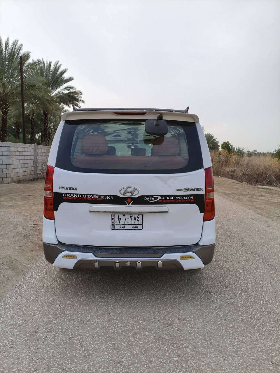 السلام عليكم تتوفر استاركسات 2009 مفتوح عدد3 سيارات جاهزات من كلشي وخير من الله مال جناي واسعار مناسبه  للأستفسار الاتصال على رقم ***********
