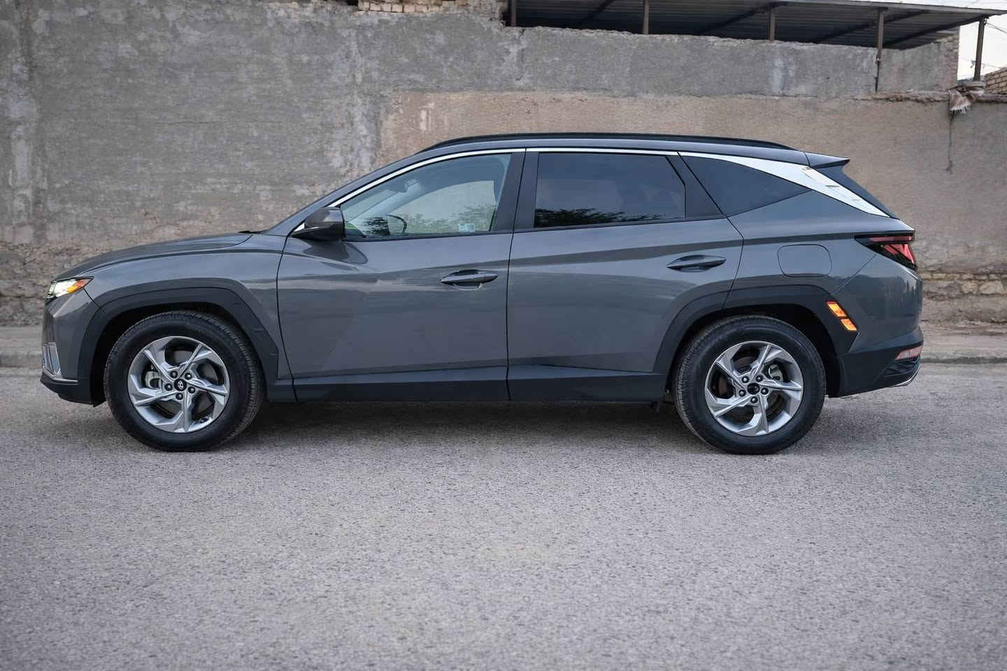 توسان موديل  24 وارد امريكي  حره بدون رقم
ماشيه 15 الف 
تبريد تدفئة قطعتين 
محرك اربعة سلندر 2500/ GDi
الضرر فقط جاملغ  مع ارباكين الاستيرن والدشبول الضرر ما واصل لا الغد و لا الشاصي  كما موضح بالصورة 
المواصفات 
بصمة 
كشن كهربائي 
مري شفط
حساسات امامي وخلفي 
دبل لد....
وباقي المواصفات 
المكان ميسان العراضات مركز المحافظة السعر ١٦٥ وبيها مجال للشراي 
للاستفسار الخاص مفتوح


**إذا كنت صاحب هذا الإعلان وتريد حذفه لأي سبب، رجاءا أرسل رسالة إلى الدعم الفني**